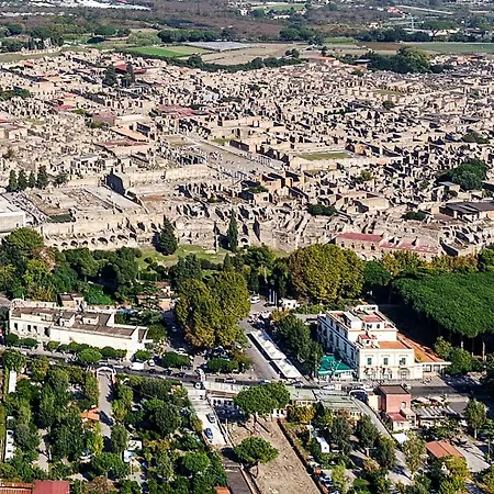 Elisabetta 4* Pompei