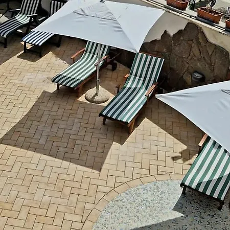 Elisabetta 4* Pompeï